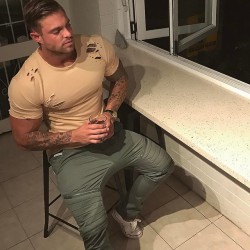 💉GYM & JUICE ARMY