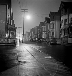 onlyoldphotography:  Jack Delano: Foggy Night. New Bedford, Massachusetts,