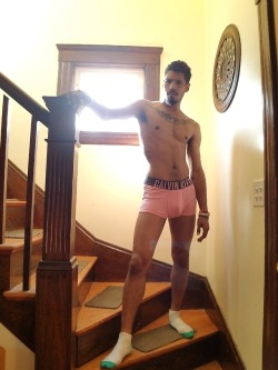 thereal-princericosuave:Just chilling in my calvins
