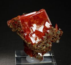 mineralists:  Tabular WulfeniteRed Cloud Mine, Arizona
