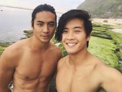 petersadrian:  Ya boi Tarzan and ya boi Mowgli back in da jungle.