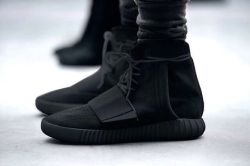 YEEZYBOOST