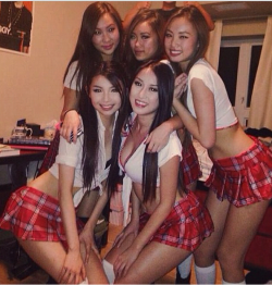 whiteguyforasiangirls:  The Fujita sisters had waited their whole