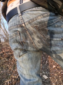 Starting to leak again :) Also found a very sexy mud spot…