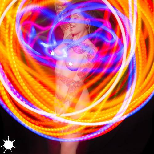 #hooping with @smurfasaur #lightart #longexposure