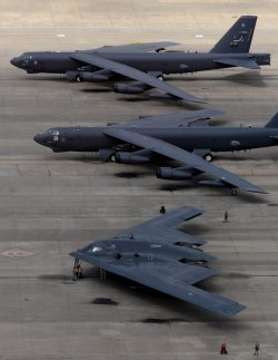 bmashy:B-2 Spirit from the 13th bomb squadron and the pair-B-52N