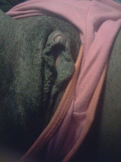 honeyclitgoddezz:  Peek A Boo  Can I get a whiff of those panties