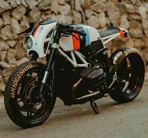 utwo:  98′ BMW 1100R CONCEPT CafeRacer 77© lucky custom