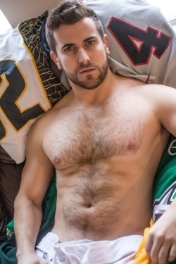 pale-humans:  More Photo