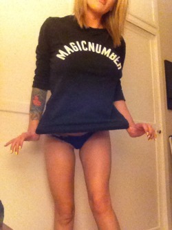 beetlejuuuice:  baseball tees & bikini bottoms  