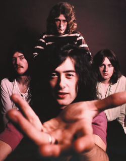 babeimgonnaleaveu:  Led Zeppelin photographed by Ron Raffaelli,