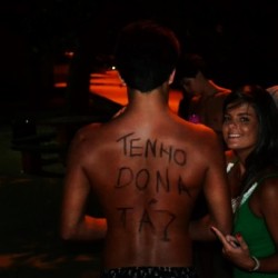 ficando longe eu sinto saudade