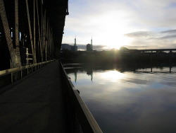 prestonrittenhouse:  Bridge Day on Flickr.Portland. Seafood.