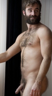 barecub2:  toploader:    Hairy perfection  