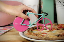 moaningmistress:  crucifiedfilth:  14271202:  brain-food:  Fixie