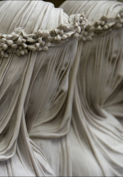 c0ssette: Veiled figures,Raffaelo Monti (1818–1881) 