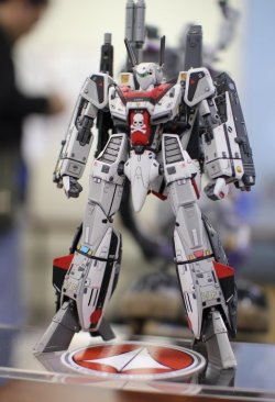 mechaddiction:  jsYSS3r4-001.jpg #mecha – https://www.pinterest.com/pin/156148312060643306/