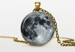 culturenlifestyle:  Full Moon Pendants  Texas-based shop ThePendantIsland
