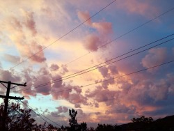 slimegf2007:  cotton candy skies // 6:48am 