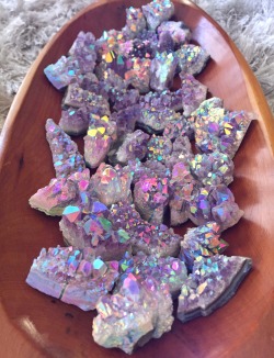 cosmicdreamclub: Rainbow Aura Amethysts! 💜✨🌈  Packs of