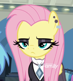 jaxblade: fidozip: FlutterGoth is all I need in my life. OMFG