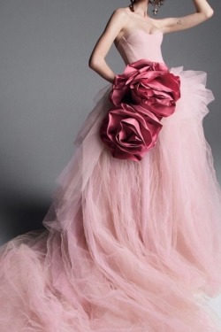 lunamiangel:Vera Wang -