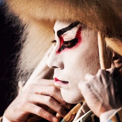 instagram:  A Look Inside the World of Kabuki with @ebizoichikawa.ebizoichikawa