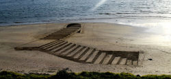 3D Illusion Sand Art on a New Zealand Beach by Jamie Harkins