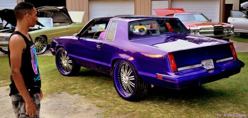 bloodsweatandgears87:  Kandy purple cutlass on 24" Asanti wheels @ the BAT96CHEVY cookout!!!