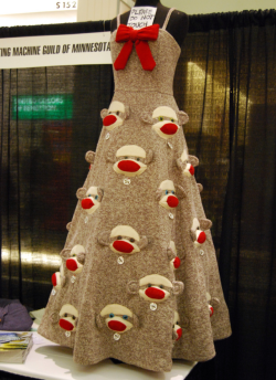 bibidebabideboo: (Knitted Sock Monkey Dress by Rebecca Yaker