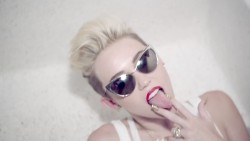 Miley Cyrus - We Can’t Stop. ♥  Yay, it’s Miley