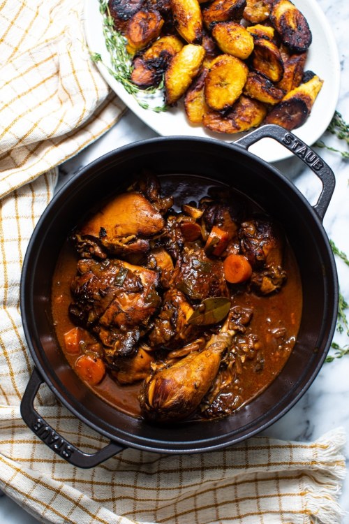 yummyinmytumbly:  brown stew chicken by Butter Be Ready
