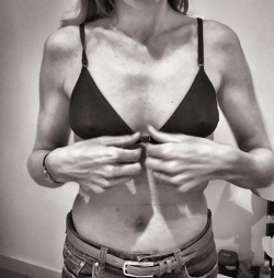 mysexychic:  Ouverture