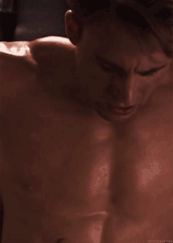 leprinceofsins:  Chris Evans anatomy in Captain America: The