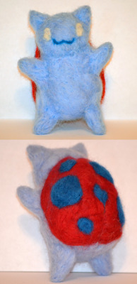 bravestwarriors:   A needle-felted catbug, 4 inches tall.  Keep