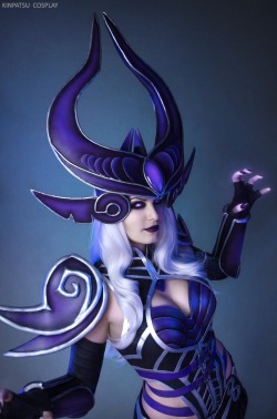 sexynerdgirls:  Syndra - League of Legends by Kinpatsu-Cosplay