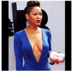 a-crosstown:  Thank you for wearing this dress Meagan Good