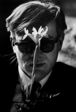 thegoldenyearz:  Andy Warhol photographed by Dennis Hopper, 1963
