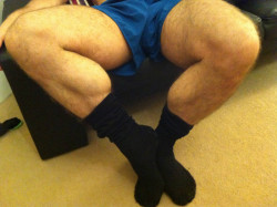 sniffingsocks:  SMELL MY SWEATY SOCKS BRO!!! 