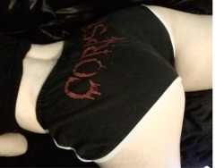 sp00kyslut:Cannibal Corpse butt appreciation post