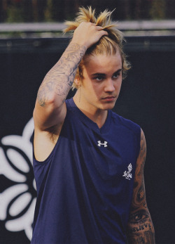 Male Celebrity Pits