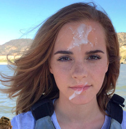 avril-obsession:  mr-floppys-celebrity-fakes:Emma Watson Facial