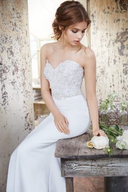 white-dresses:Tara Keely 