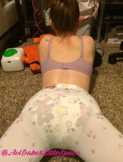 avibabes-space:  Daddy likes me in the thick diapers that make