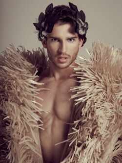 tilurwatki:  modelg:  male modelhttp://modelg.tumblr.com/  Loveeee