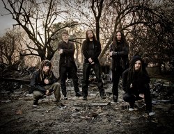 cvasquez:  2013 looks to be a good year for Korn   Head is back