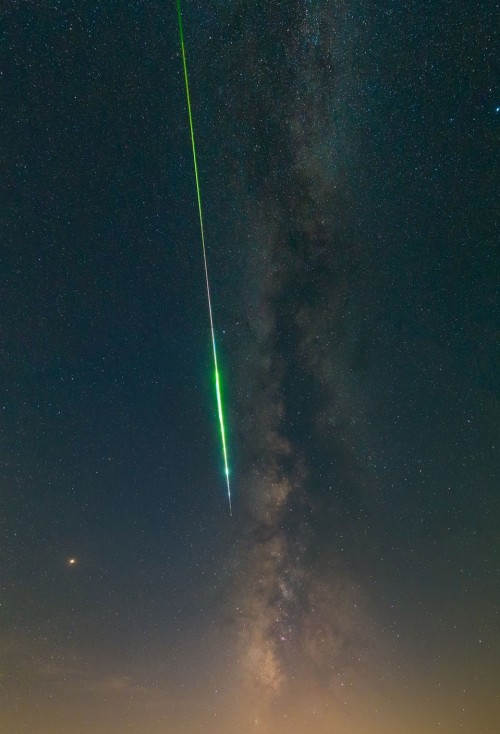 the-wolf-and-moon:Perseus Meteor, Shooting Star 