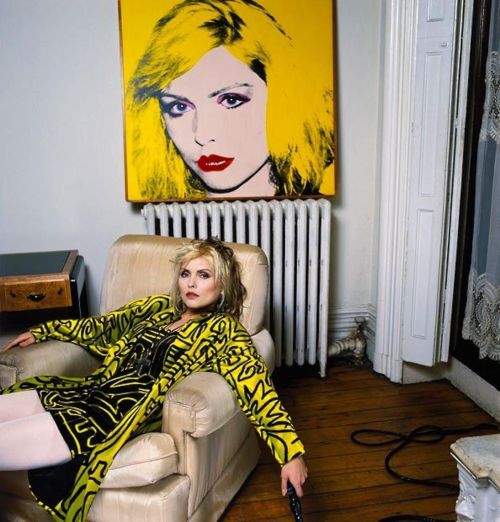 blondebrainpower:Debbie Harry in her New York apartment, featuring