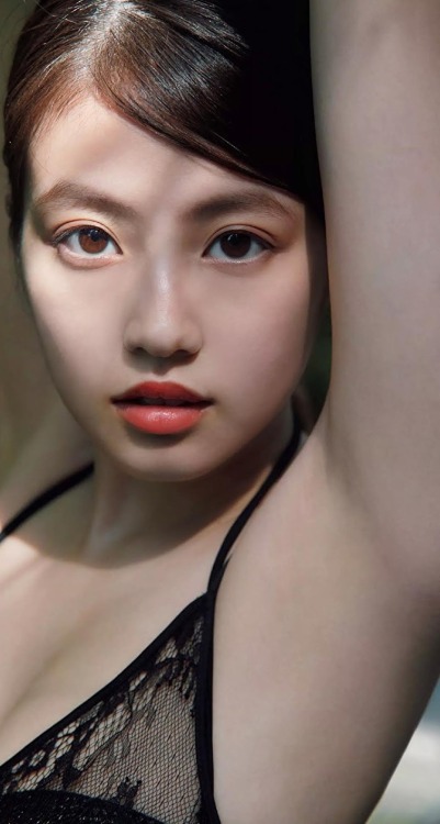 deepbluetomato:  今田美桜