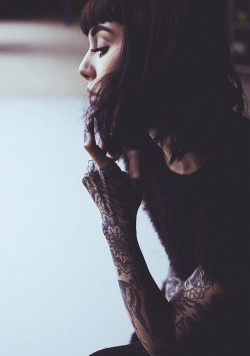 skintattoos:  Hannah Snowdon